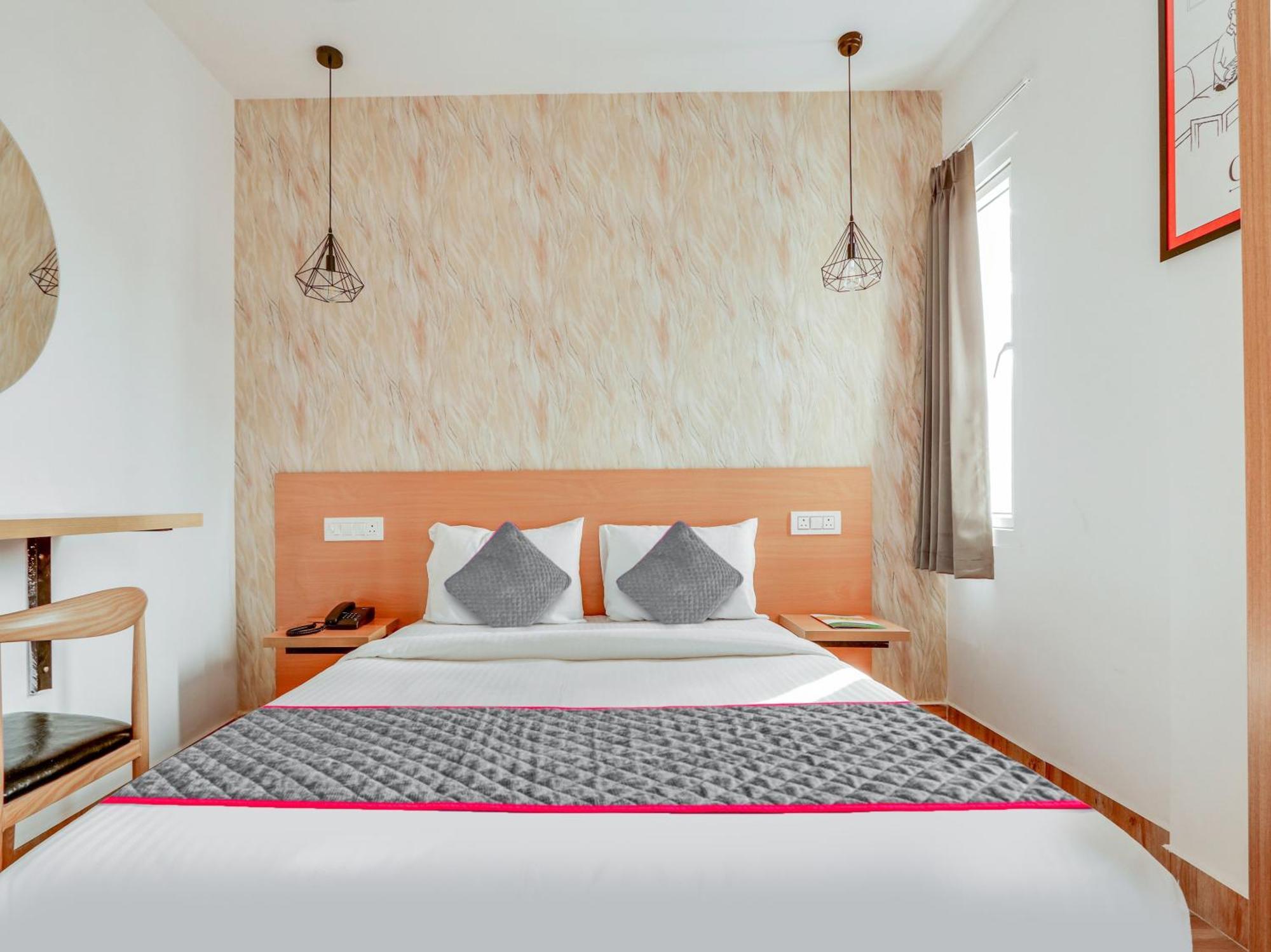 Hotel Townhouse Casa Grand à Haïdarabad Extérieur photo